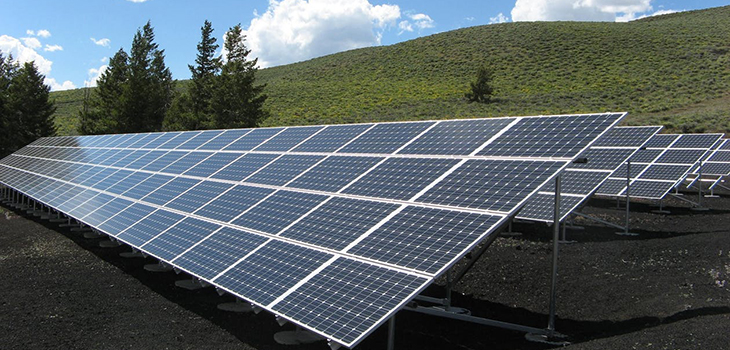 solar panel life span